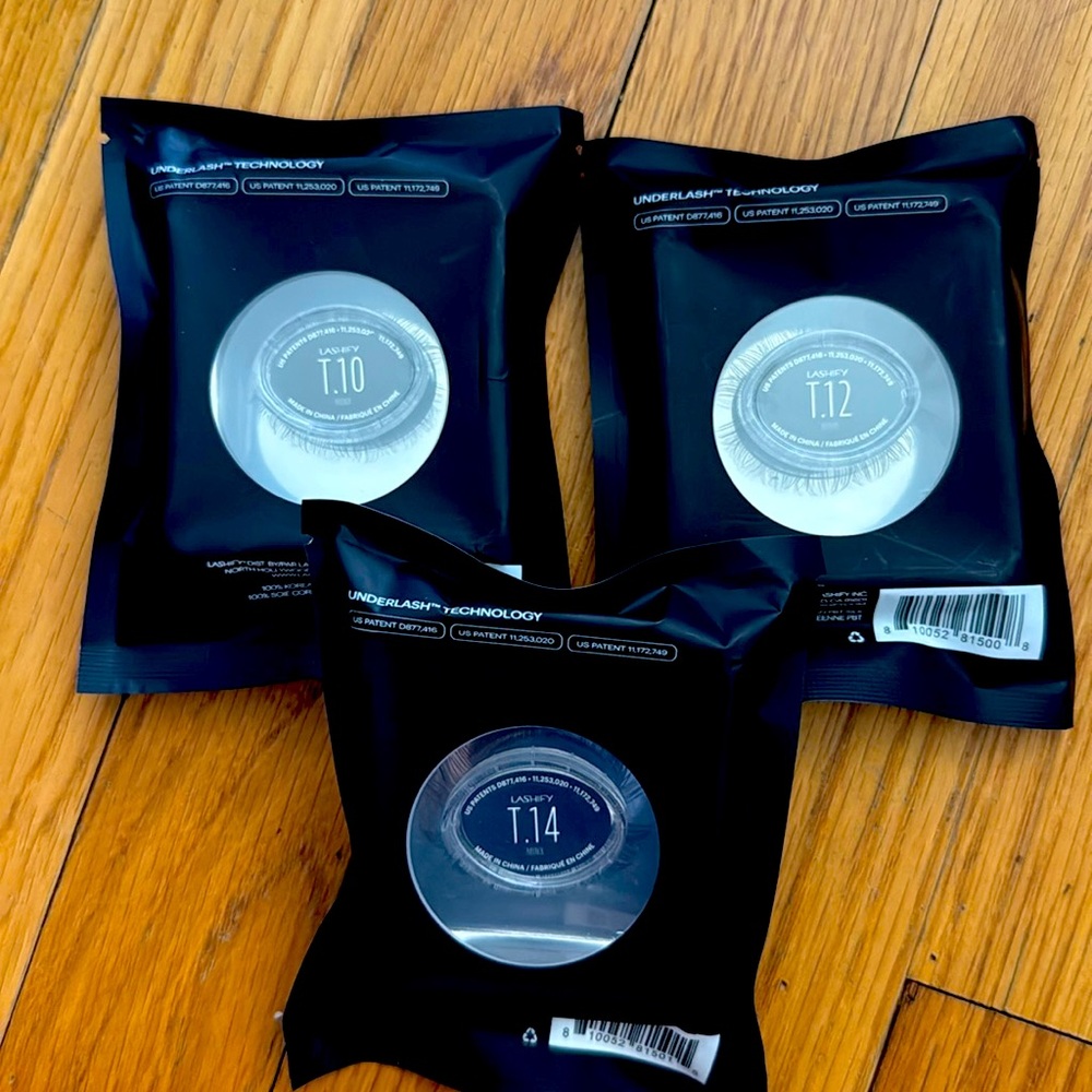 Lashify Tulip 3-pack Lashes NWT in Minx